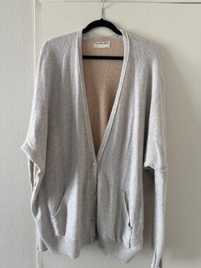 We The Free Essential Cardigan Two-Tone Gray Cardigan with Beige Interior